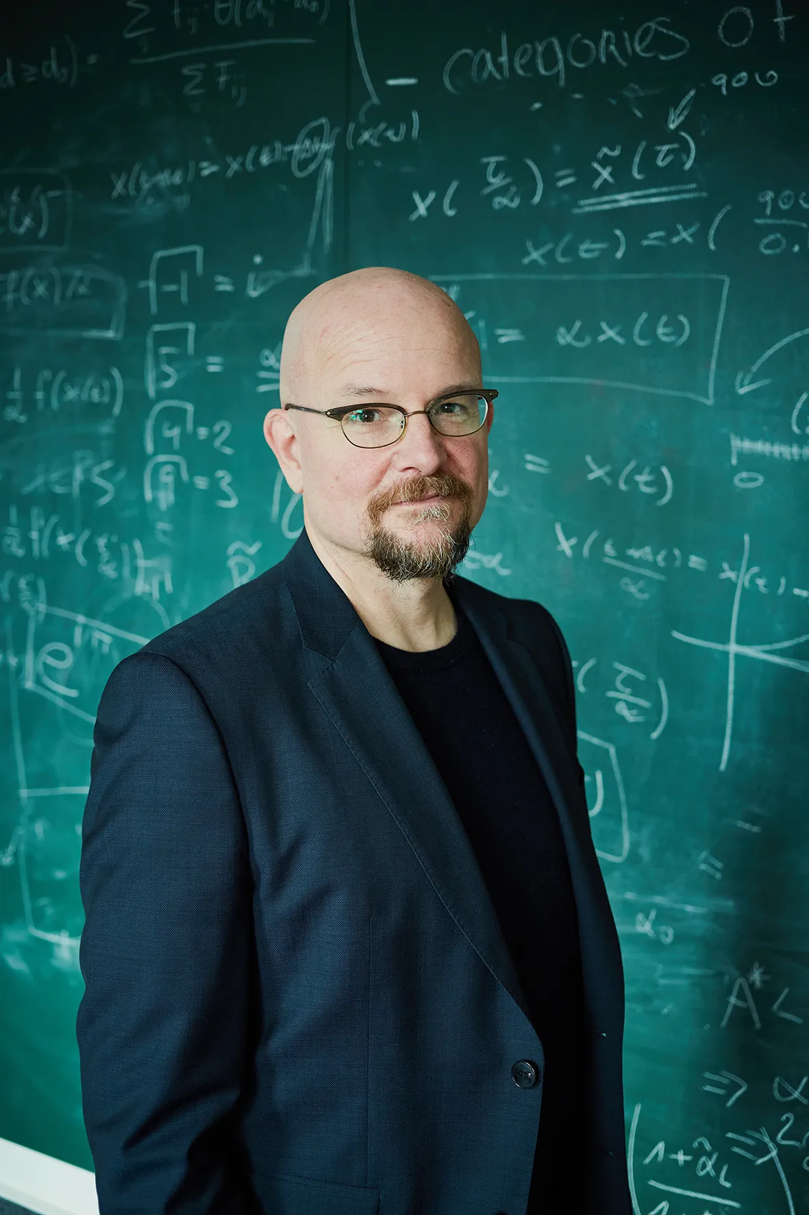 Featured image of Dirk Brockmann receives ISAL Education and Outreach Award for Complexity Explorables
